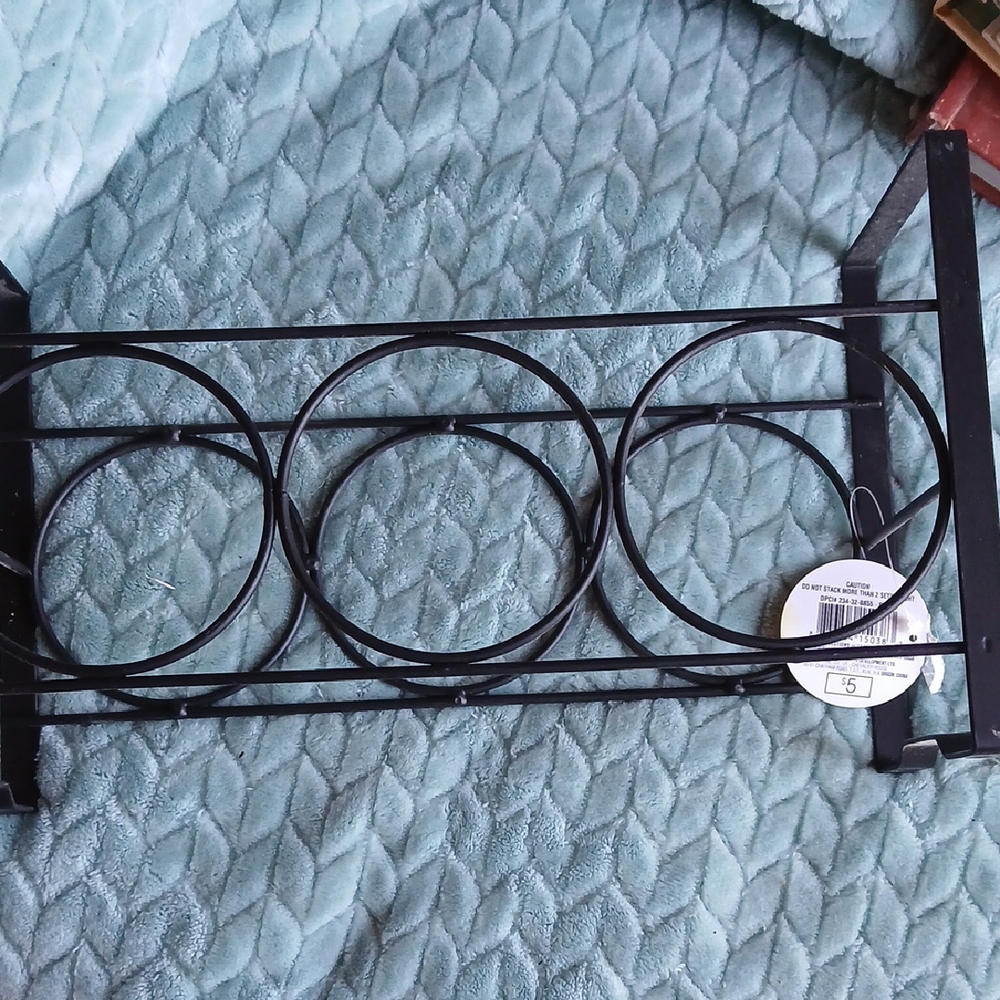 Stylish Black Metal Wine Holder Set Of 3